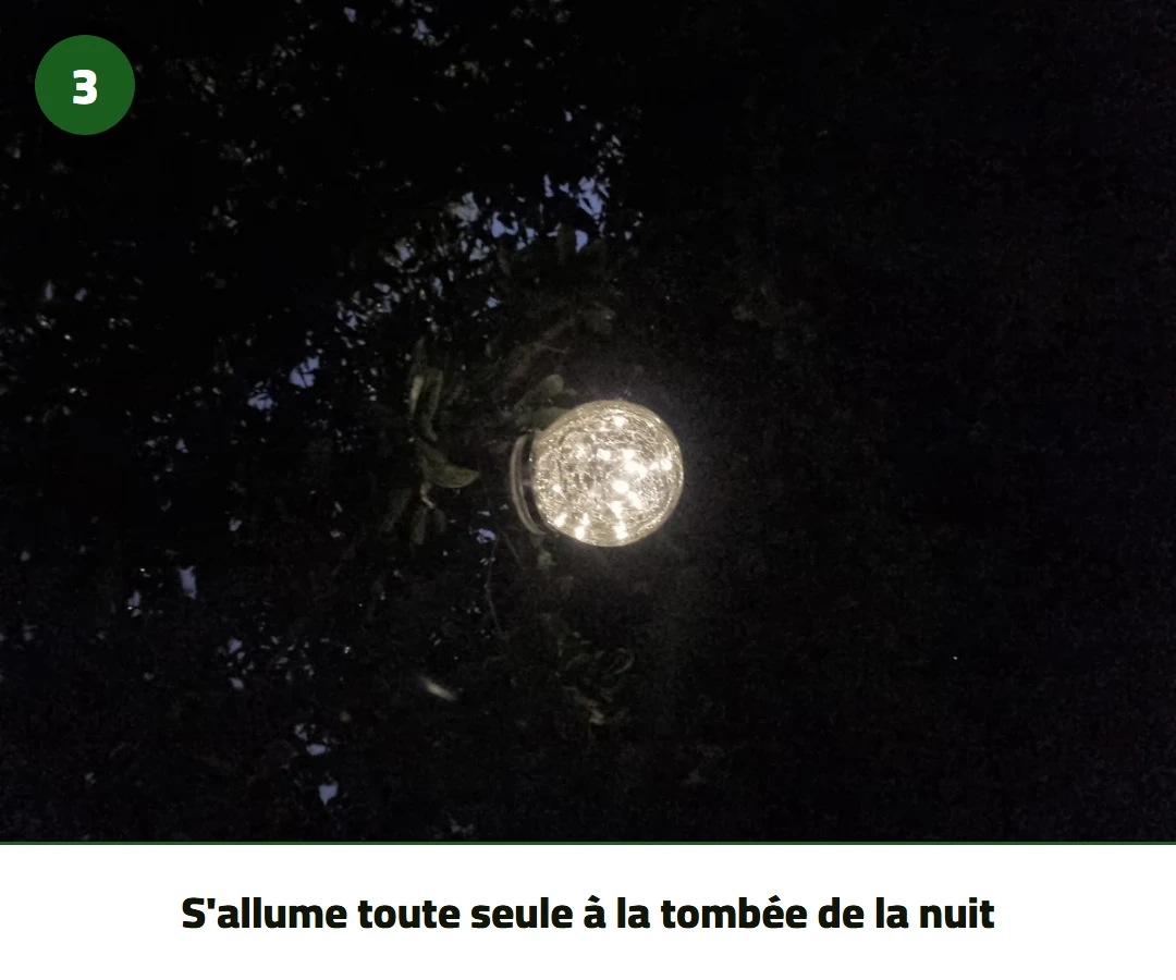 S'allume toute seule à la tombée de la nuit