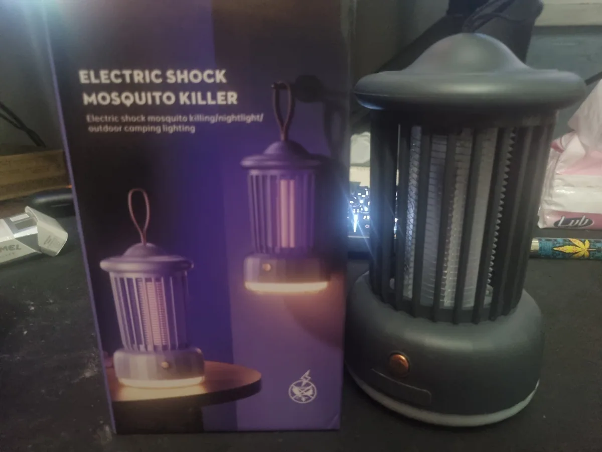 Lampe anti-moustiques 3 en 1